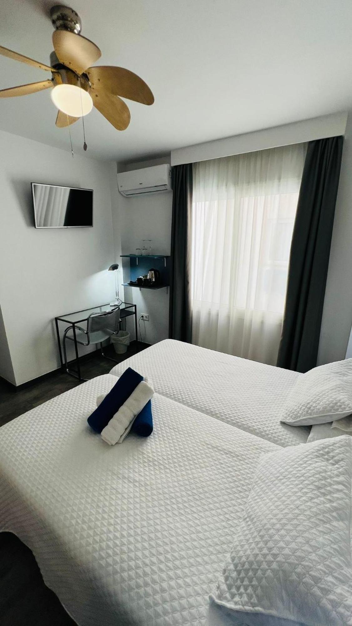 Bajondillo Beach Cozy Inns (Adults Only) Torremolinos Exterior foto
