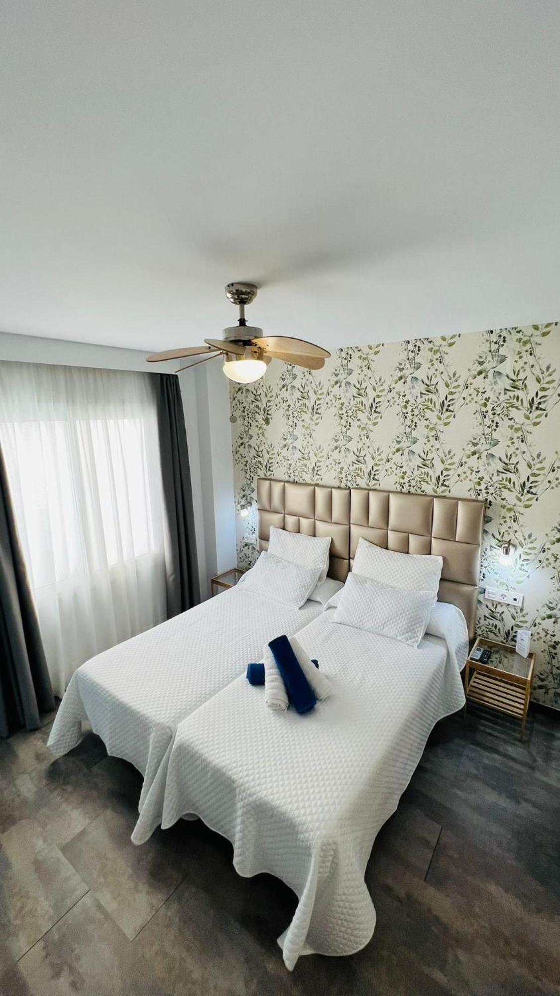Bajondillo Beach Cozy Inns (Adults Only) Torremolinos Exterior foto